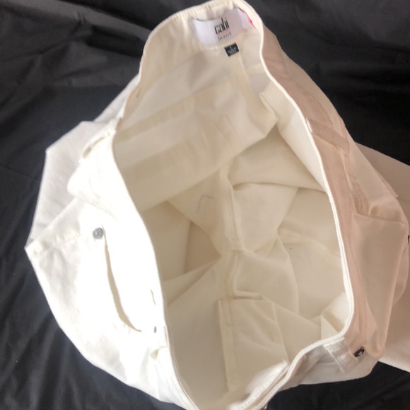 Cabi jeans slimming.   P148 - Picture 13 of 14